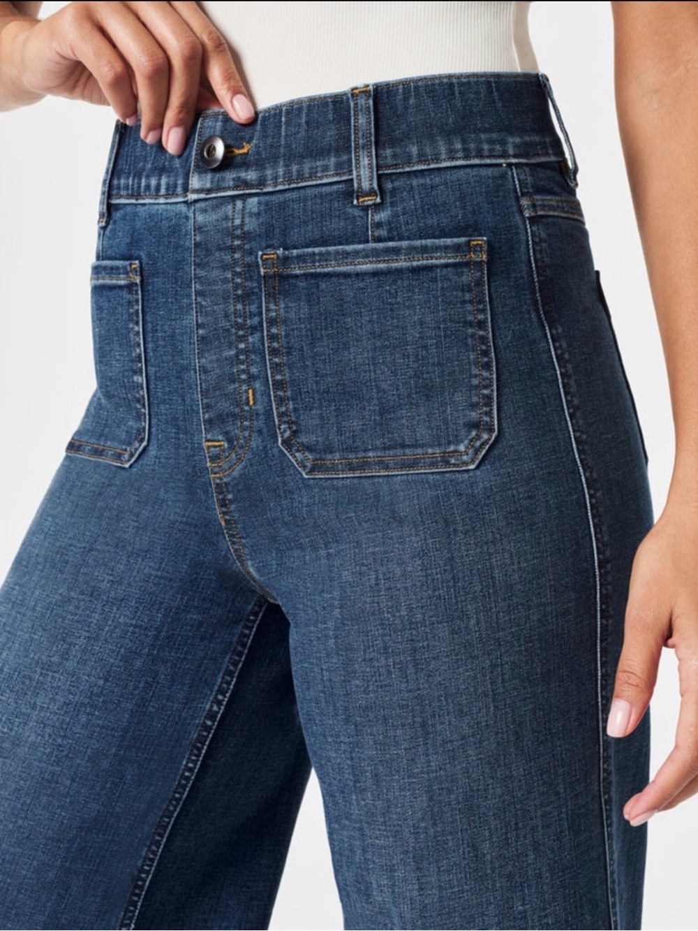 NWT Spanx Cropped Wide Leg Jeans In Shaded Blue - Size M - Picture 2 of 11